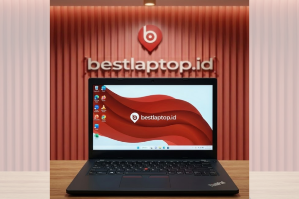laptop layar IPS
